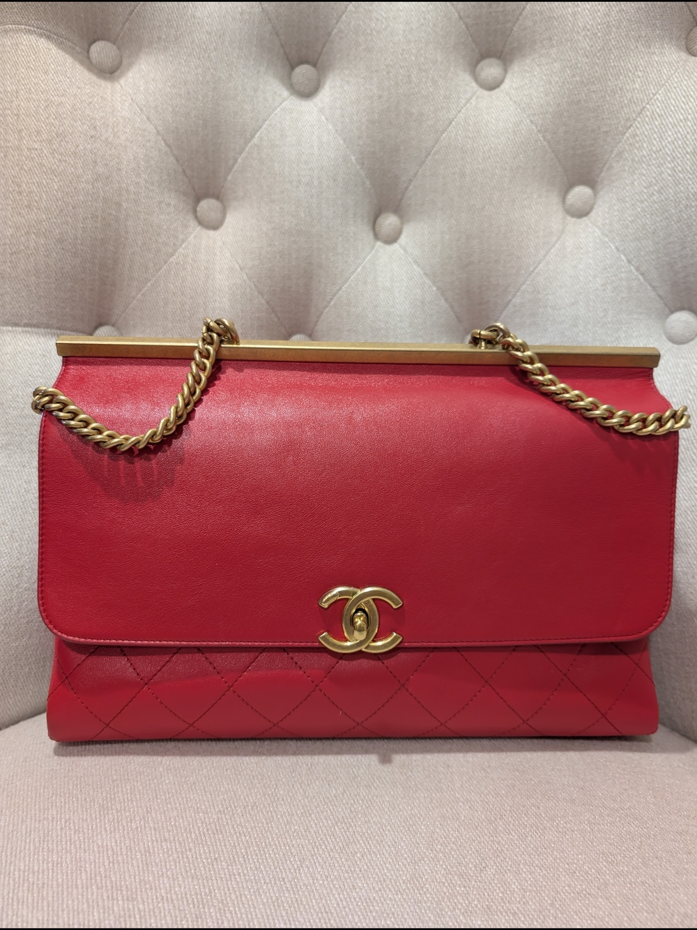 Chanel Coco Luxe Bag - Picture 4 of 16